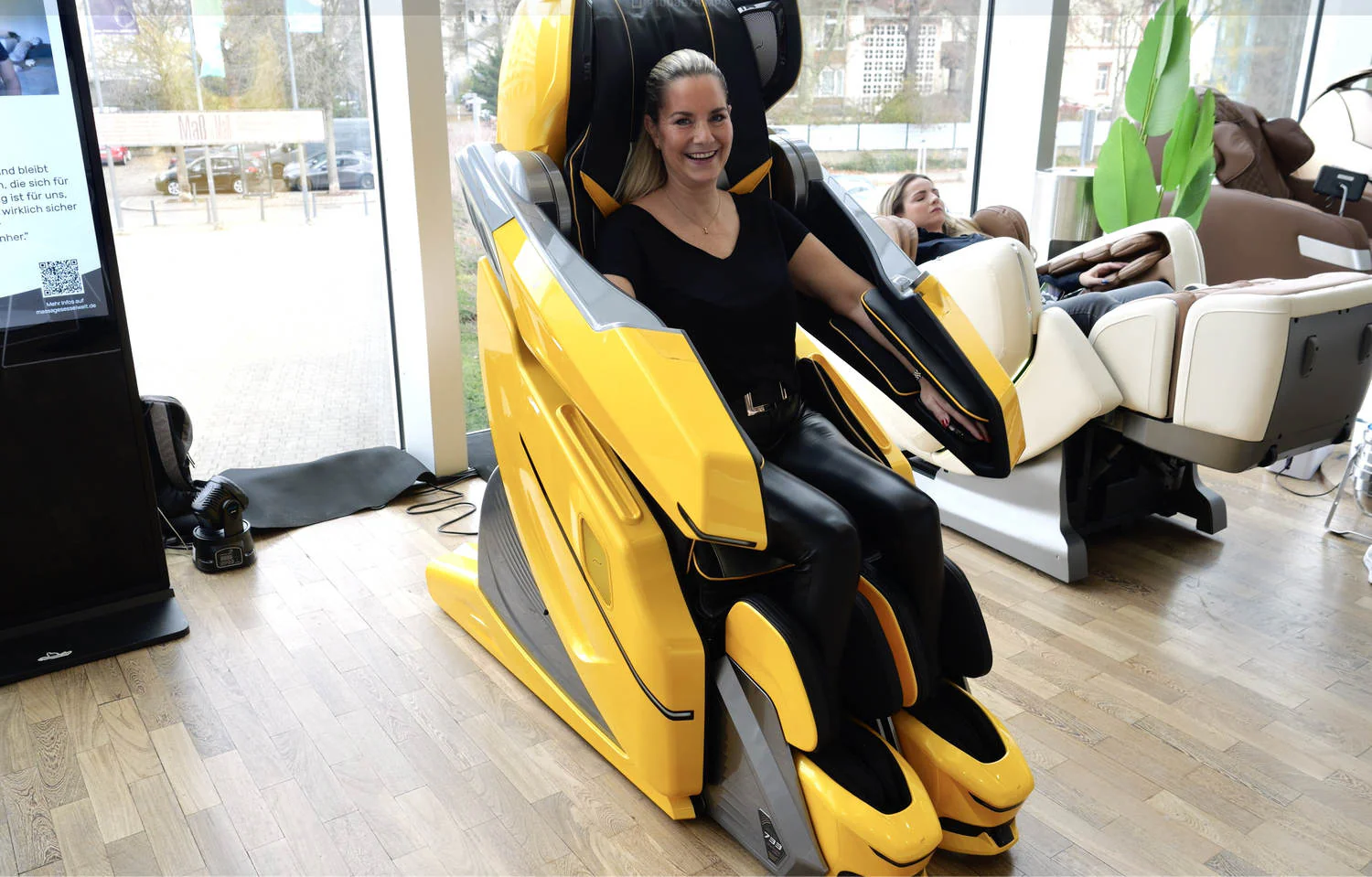 Bodyfriend 733 - Image 10