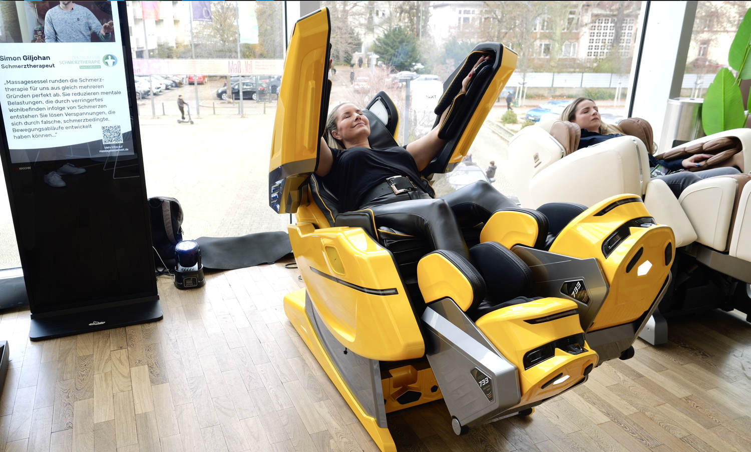 Bodyfriend 733 - Image 14